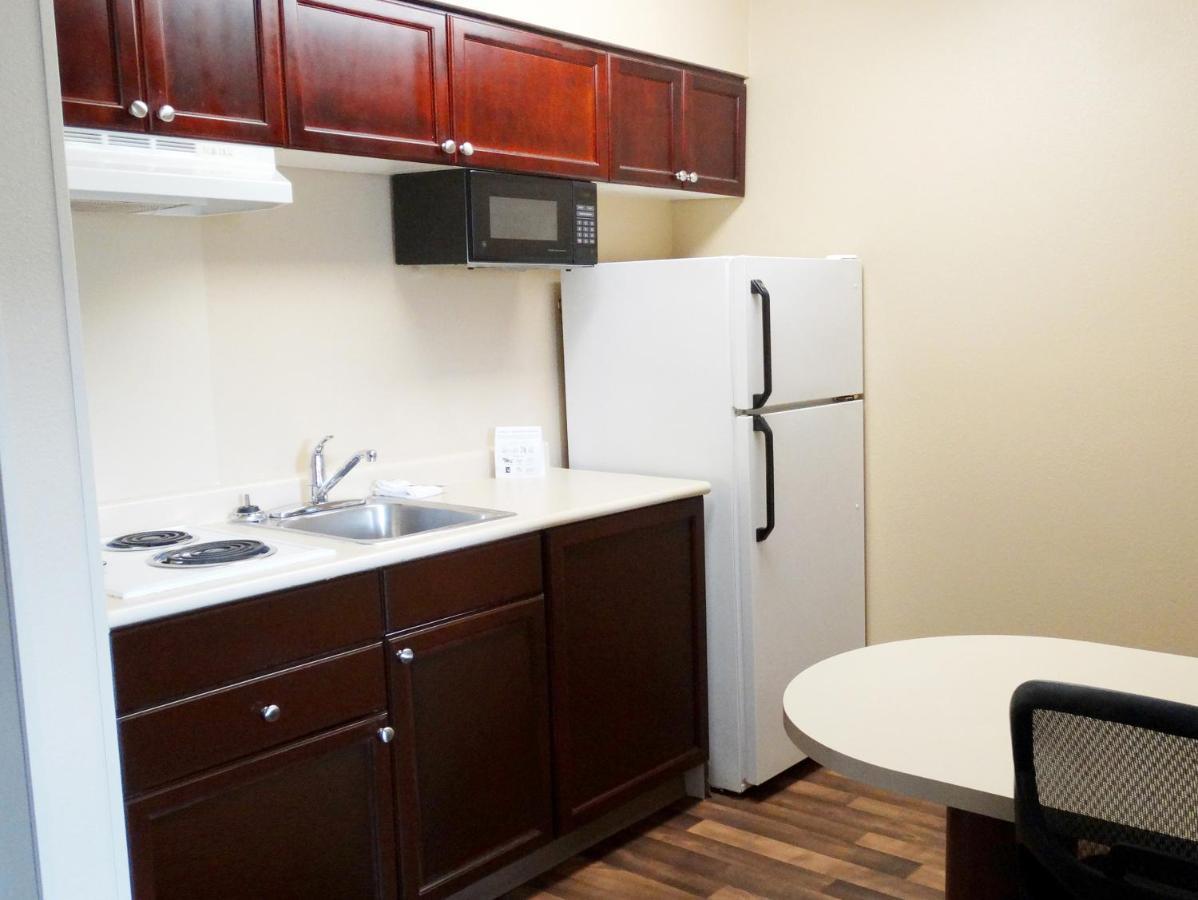 Extended Stay America Suites - Dallas - Vantage Point Dr Екстериор снимка