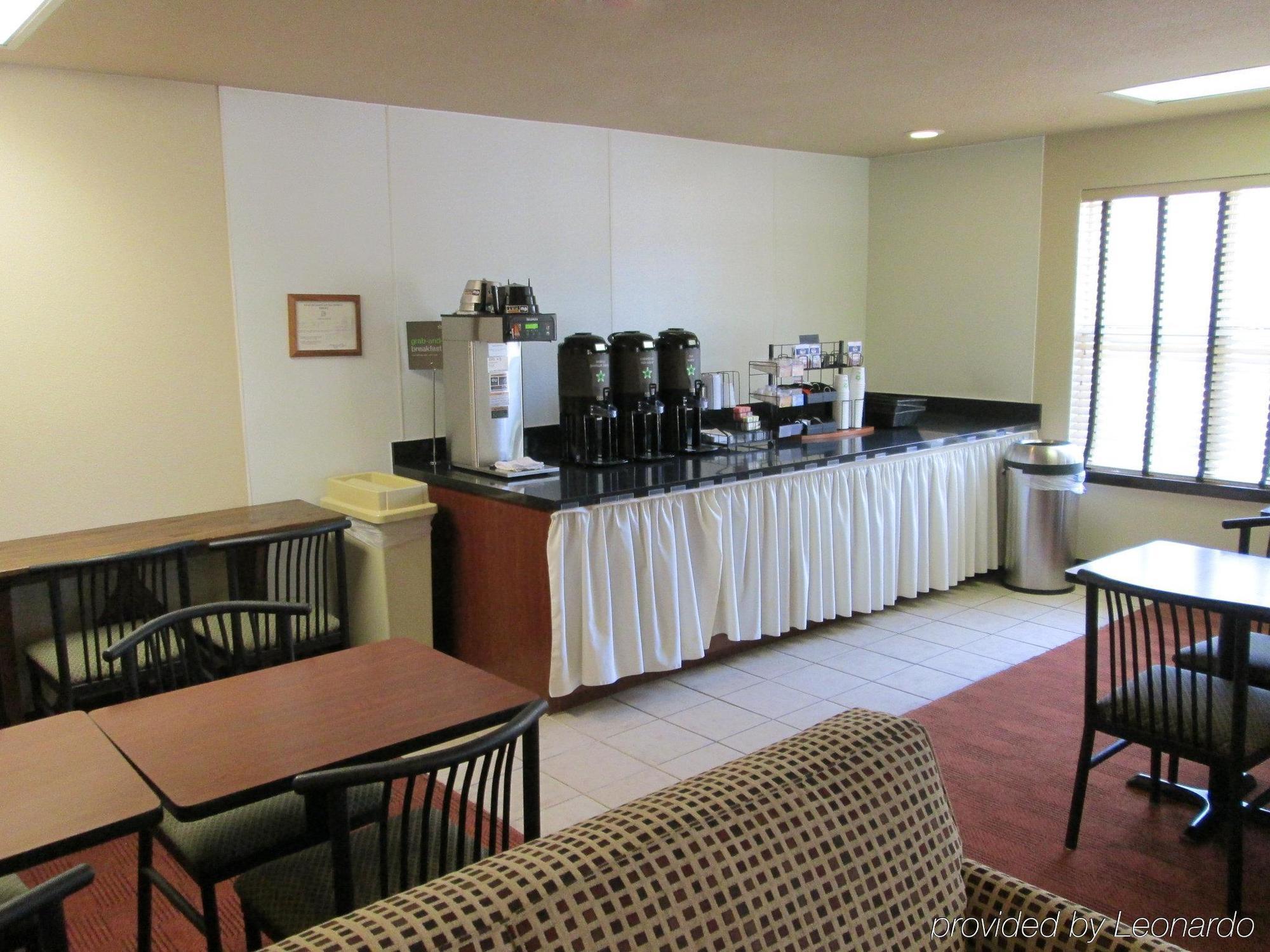 Extended Stay America Suites - Dallas - Vantage Point Dr Екстериор снимка